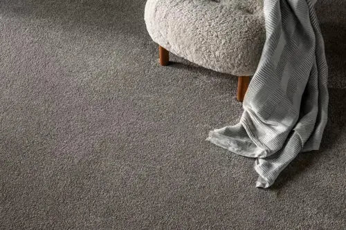 Pippa barna padlószőnyeg 400cm-es - Szőnyegszalon