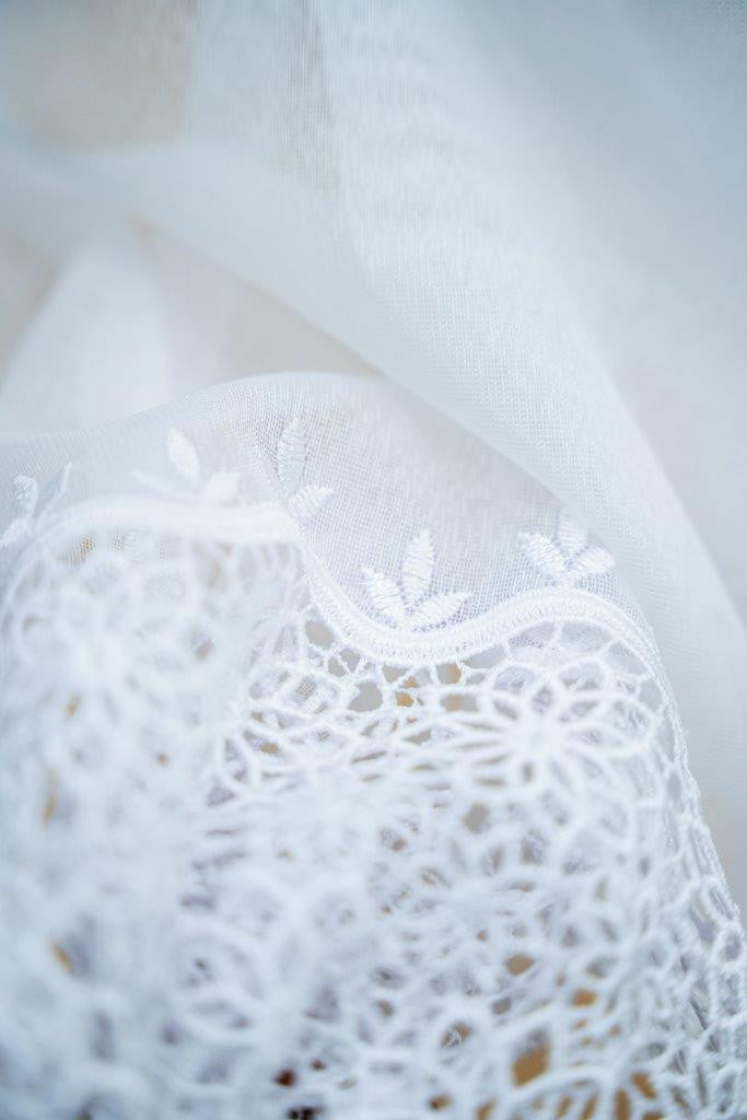 Applikált csipkés dreher sablé készfüggöny Szőnyegszalon