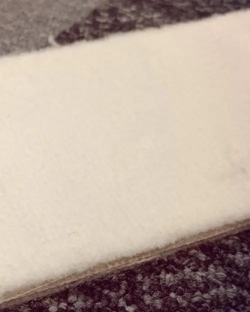 Audrey velúr fehér padlószőnyeg 400 cm-es 400 cm-es / fehér