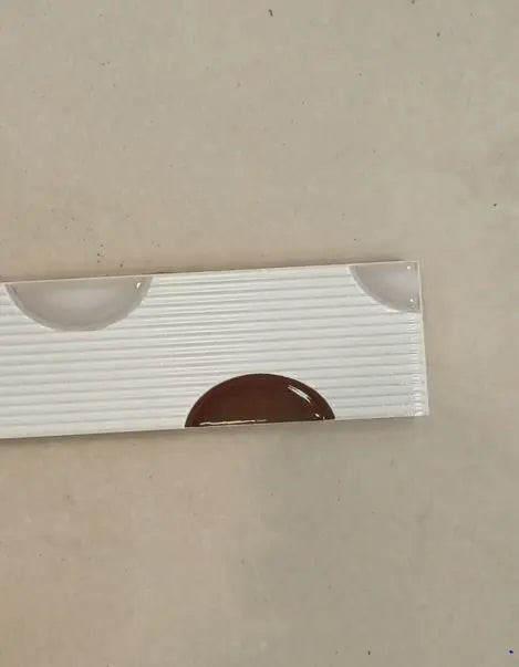 Barna, szürke pöttyös dekor/Lunette 4,5x20 / fehér