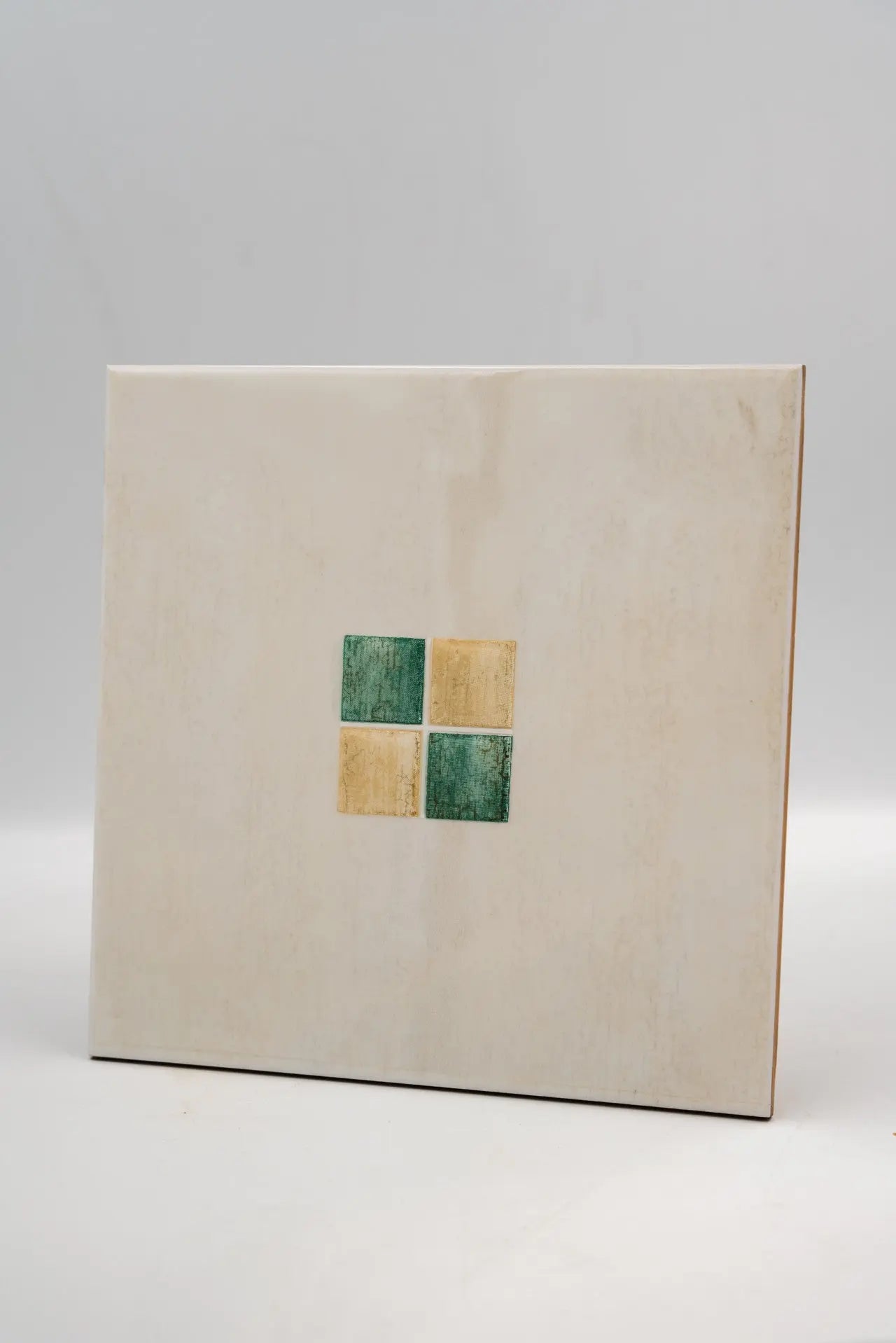 Dekorcsempe négyzetekkel/Pavona 20x20 / beige-barna