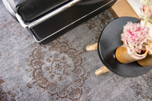Fading World Medallion Grey Ebony szőnyeg 8257 80x150 / szürke