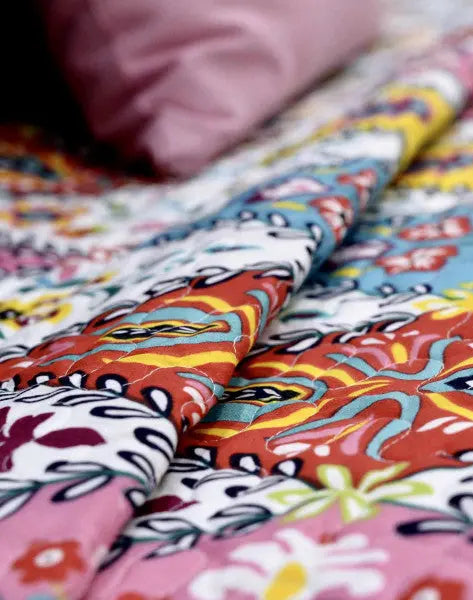 Gipsy multi ágyterítő szett 230x250+2db 50x75 / piros-bordó