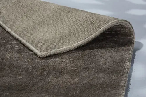 JOOP! Soft taupe prémium viszkóz szőnyeg 140x200 / beige-barna