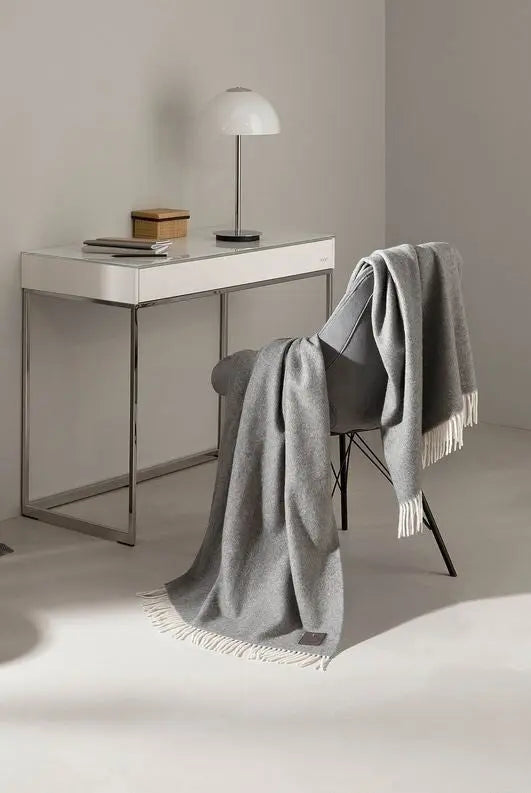 Joop! Noble graphit színű valódi kasmír pléd 140x200 / szürke