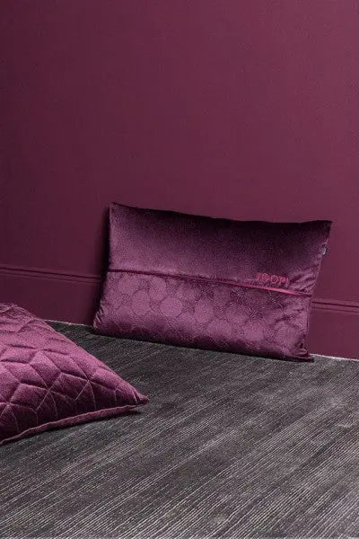 Joop! Scene beere díszpárna 38x58 / rózsaszín-lila