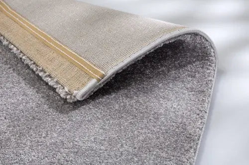 Joy szürke szőnyeg 190 042 133x190 / szürke