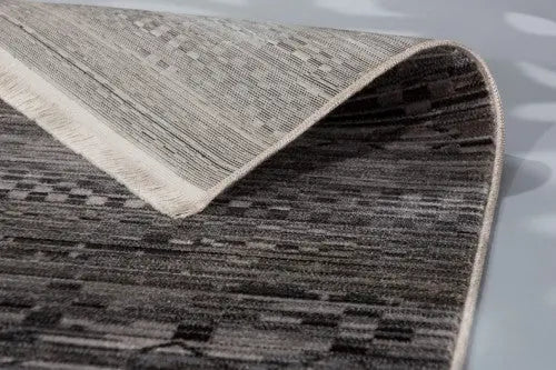 Mystik szürke-fekete mintás szőnyeg 193 042 133x185 / szürke