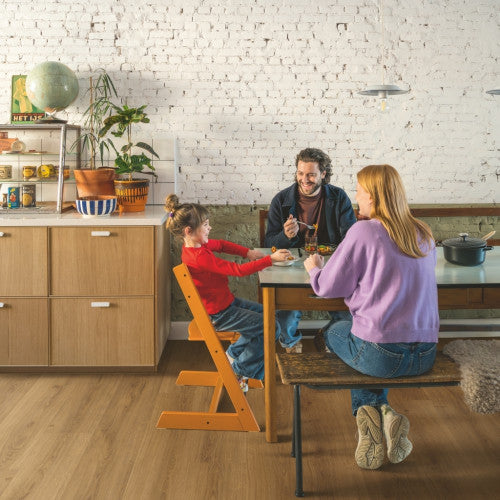 QuickStep Karamell füvészkerti tölgy vinyl AVMPU40315