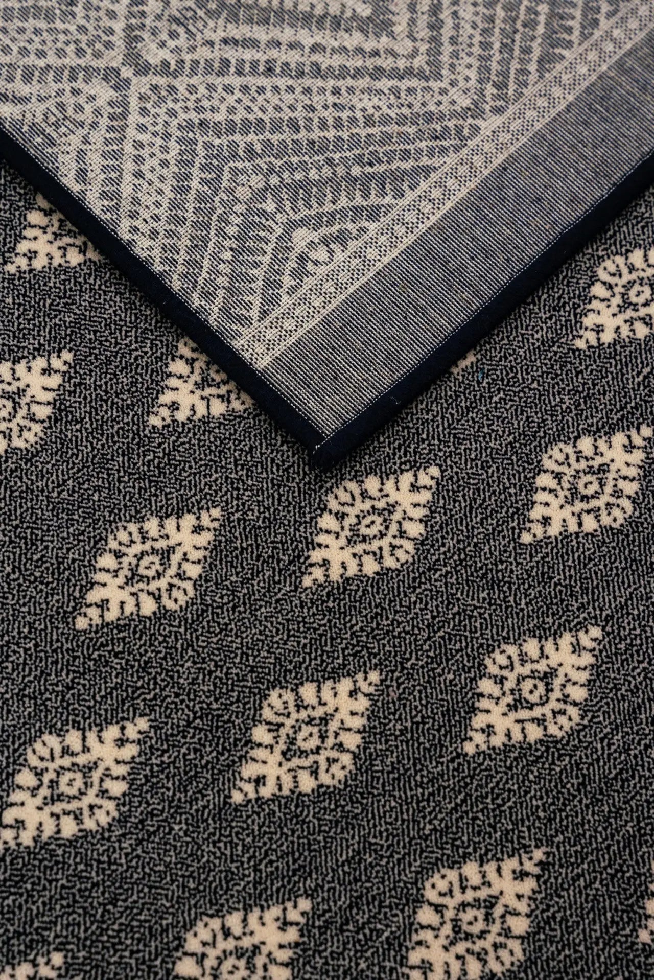 Ranis szürke gyapjú szőnyeg 120*170cm - Szőnyegszalon