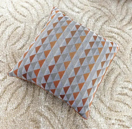 Selena szürke/narancs díszpárna töltettel