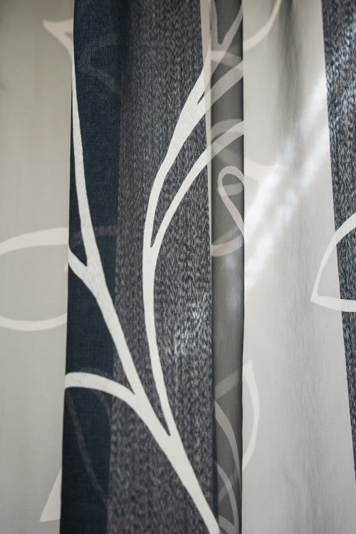 Sötétszürke organza készfüggöny 140x250 / szürke