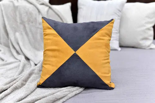 Trend-21 triangle díszpárna huzat 40x40 / sárga-narancs