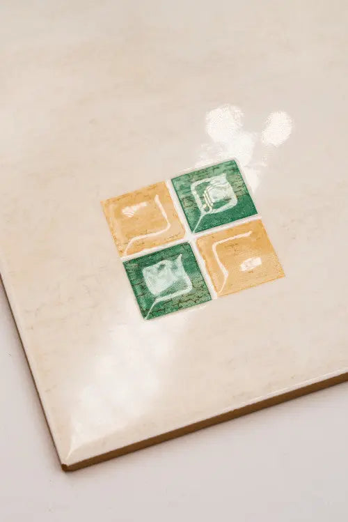 Világos márványozott csempe dekor/Pavona A 20x30 / zöld