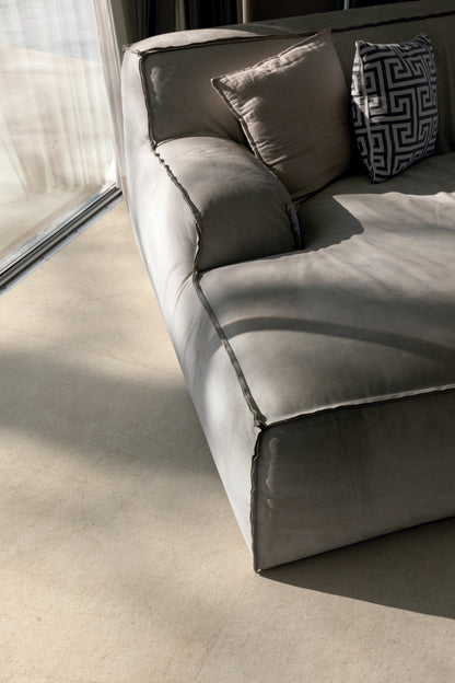 BIOTECH CREMA STONE R9 6MM 120*240 - sempe harmonikus színeivel és természetes megjelenésével nyugodt, elegáns alapot teremt otthona bármely helyiségében
