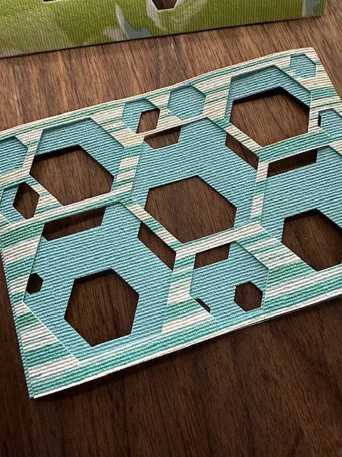Egyedi DIY kép hexagon színes kék, zöld lapok fehér képkerettel 10x15 / kék