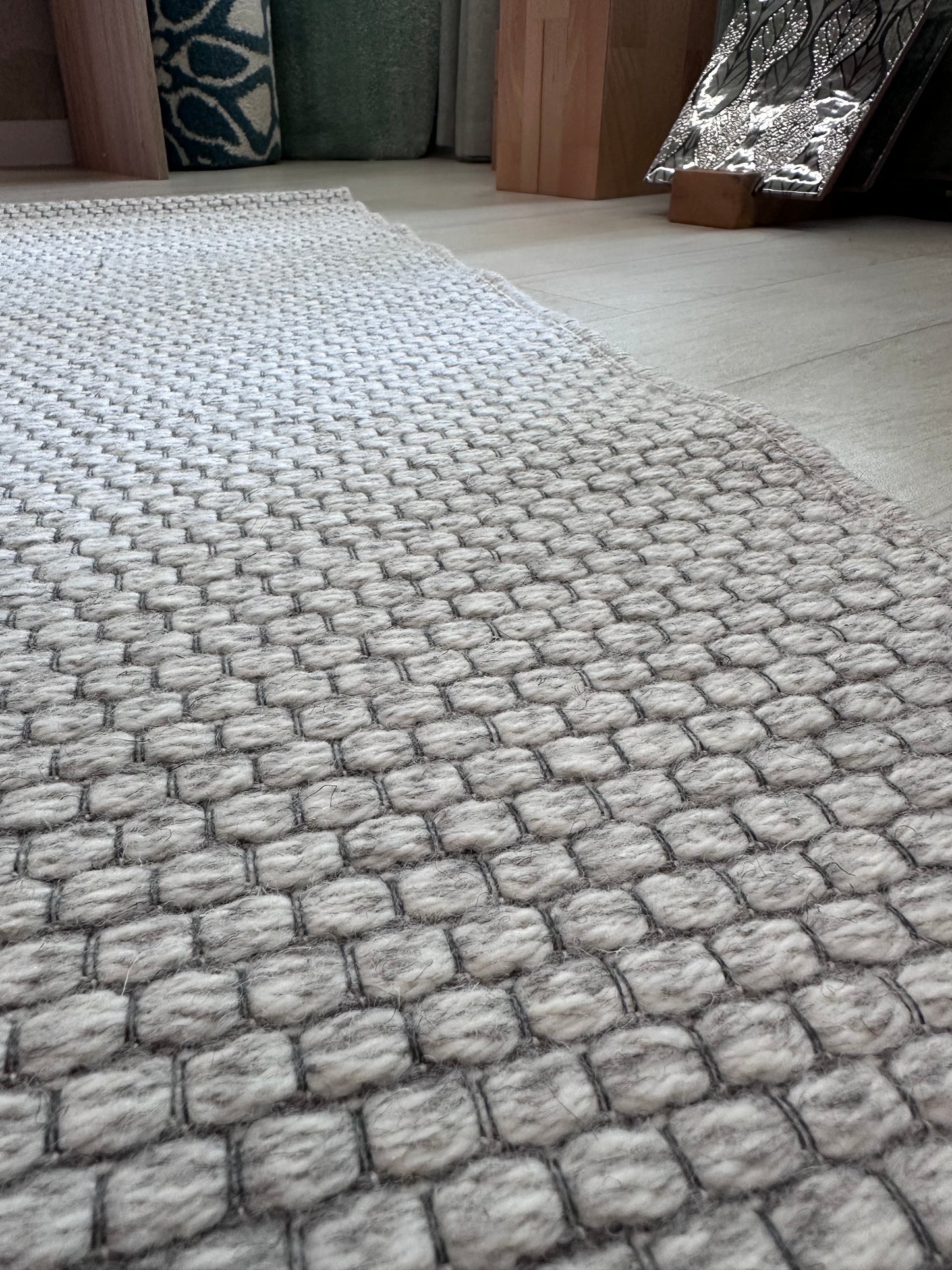 Highline gyapjú szőnyeg beige szürke Sejtmintás