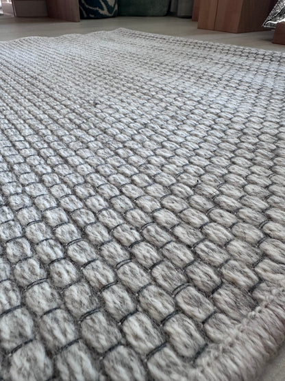 Highline gyapjú szőnyeg beige szürke Sejtmintás