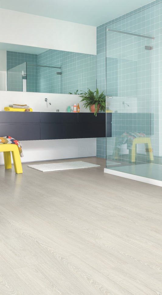 Impressive Ultra klasszikus patinás tölgy laminált padló IMU3559