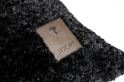 JOOP! Curly fekete teddy díszpárnahuzat 50×50 cm puha luxus, modern elegancia Joop! Szőnyegszalon