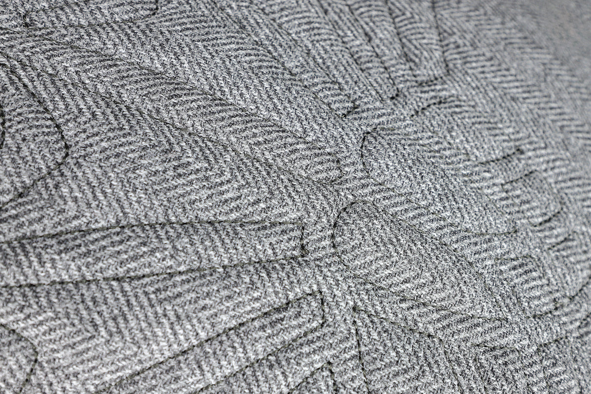 JOOP! Herringbone szürke díszpárnahuzat 40 × 40 cm – elegáns, hímzett búzavirágmintás párnahuzat Joop! Szőnyegszalon
