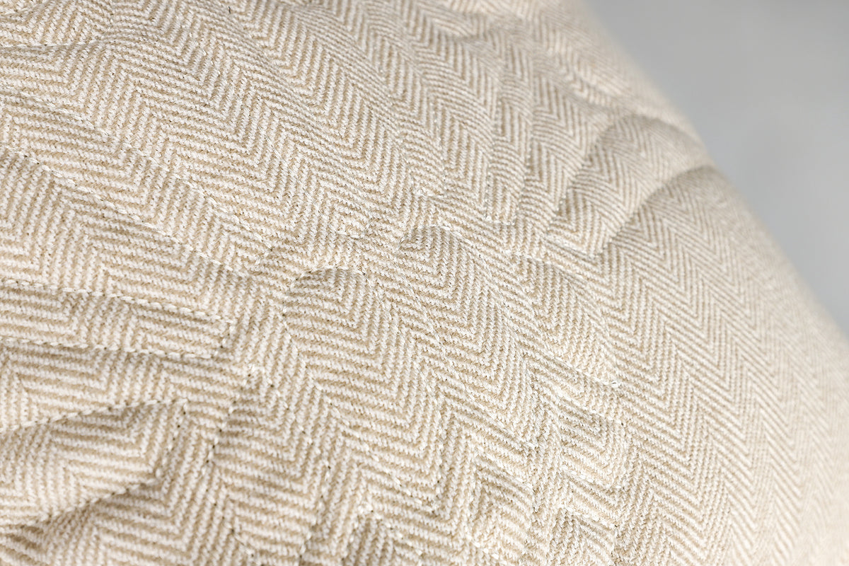 JOOP! Herringbone bézs díszpárnahuzat 40 × 40 cm – elegáns halszálkamintás párnahuzat Joop! Szőnyegszalon