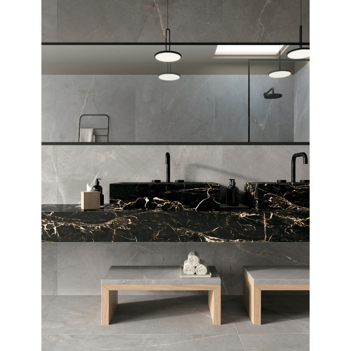 JEWELS-X  BLACK GOLD 120x278- A csempe egy merész és elegáns választás, amely azonnal különleges és luxus hangulatot varázsol bármely térbe.