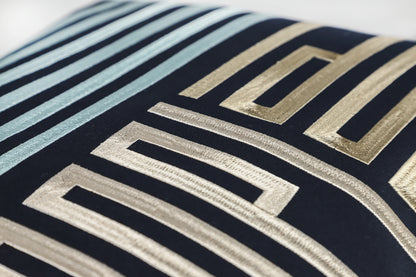 JOOP! Bars Navy díszpárnahuzat, időtlen elegancia mélykékben Szőnyegszalon Szőnyegszalon