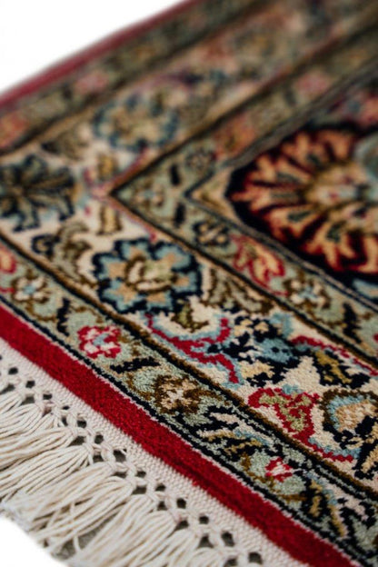 Kashan red selyemszőnyeg 64X93 64x93 / piros-bordó