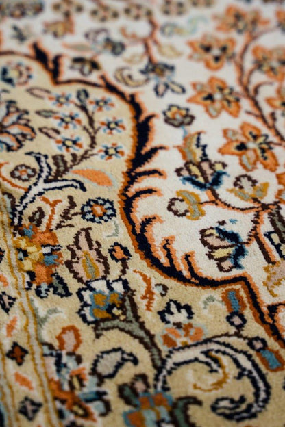 Kashmir Silk Rust selyemszőnyeg 123x185 / beige-barna
