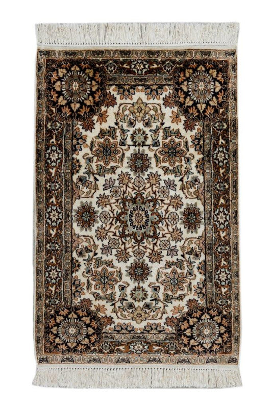 Kasmir Seide 219481 selyemszőnyeg 94x64 / beige-barna