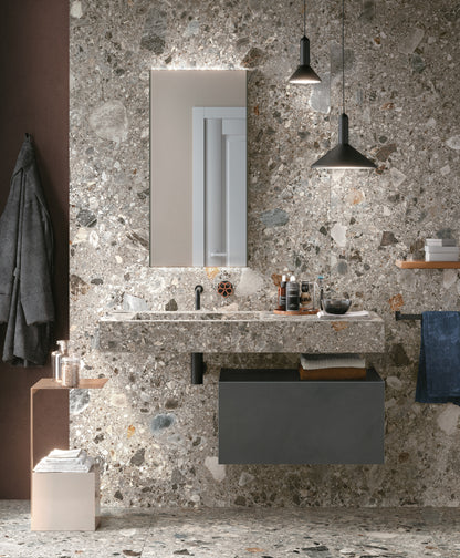 NORR-X RR05 Farge nat. 120*278 Ez a terrazzo hatású csempe egyedi mintázatával és természetes árnyalataival modern, mégis időtálló stílust visz otthonába.