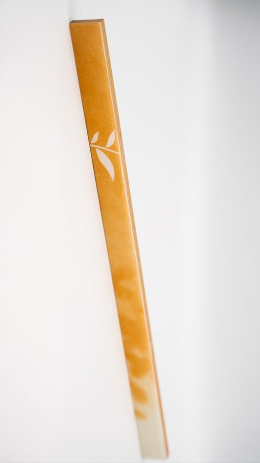 Narancs listello levelekkel 2x33,3 / sárga-narancs