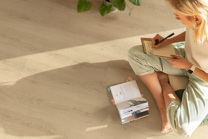 CLASSIC- Nyers tölgy  laminált padló CLM5788