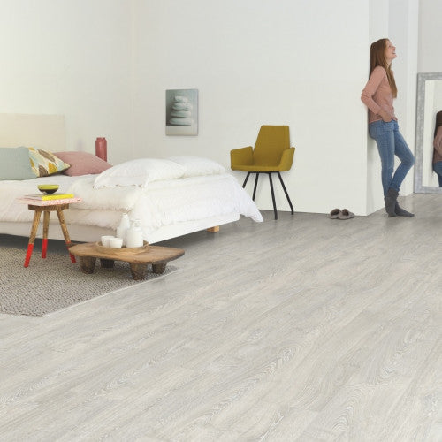 QuickStep Klasszikus patinás szürke tölgy IM3560
