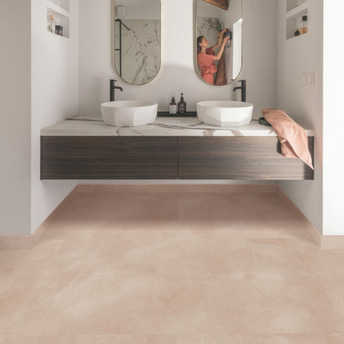 QuickStep Lágy barackszínű vinyl AVMTU40333 padlólap
