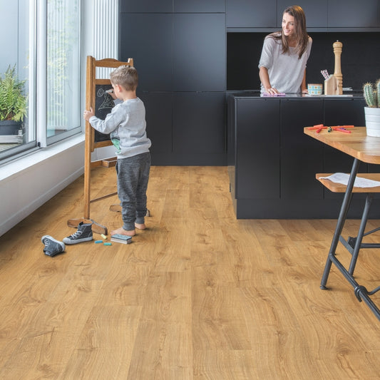QuickStep Őszi mézszínű tölgy vinyl AVMPU40088