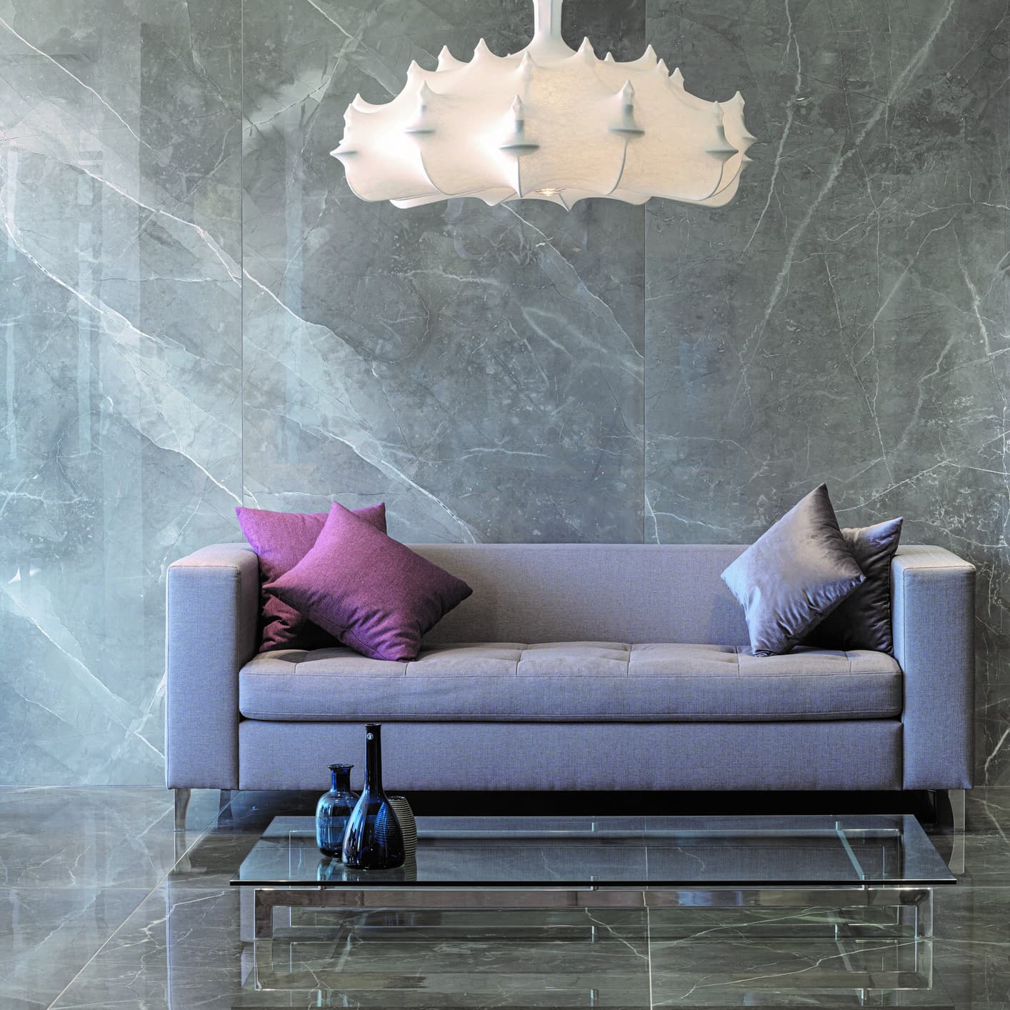 HBO5 SHINE Amani 120x260- Ez a nagy csempe a bézses-szürke és bronzos árnyalataival a modern design és a kifinomult elegancia harmóniáját kínálja.