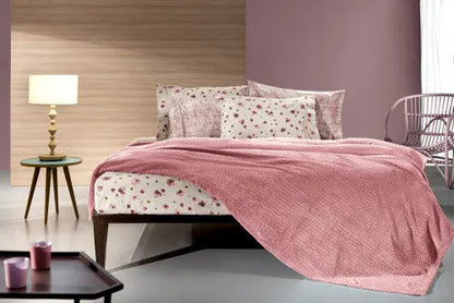 Rombus coral ágyterítő 160x220 / rózsaszín-lila