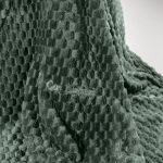 Smoothie Pesto- sötétzöld színű modern ágytakaró