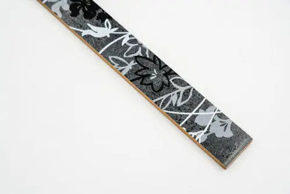 Szürke listello ezüst virágokkal/Kim 3,5x40 / szürke
