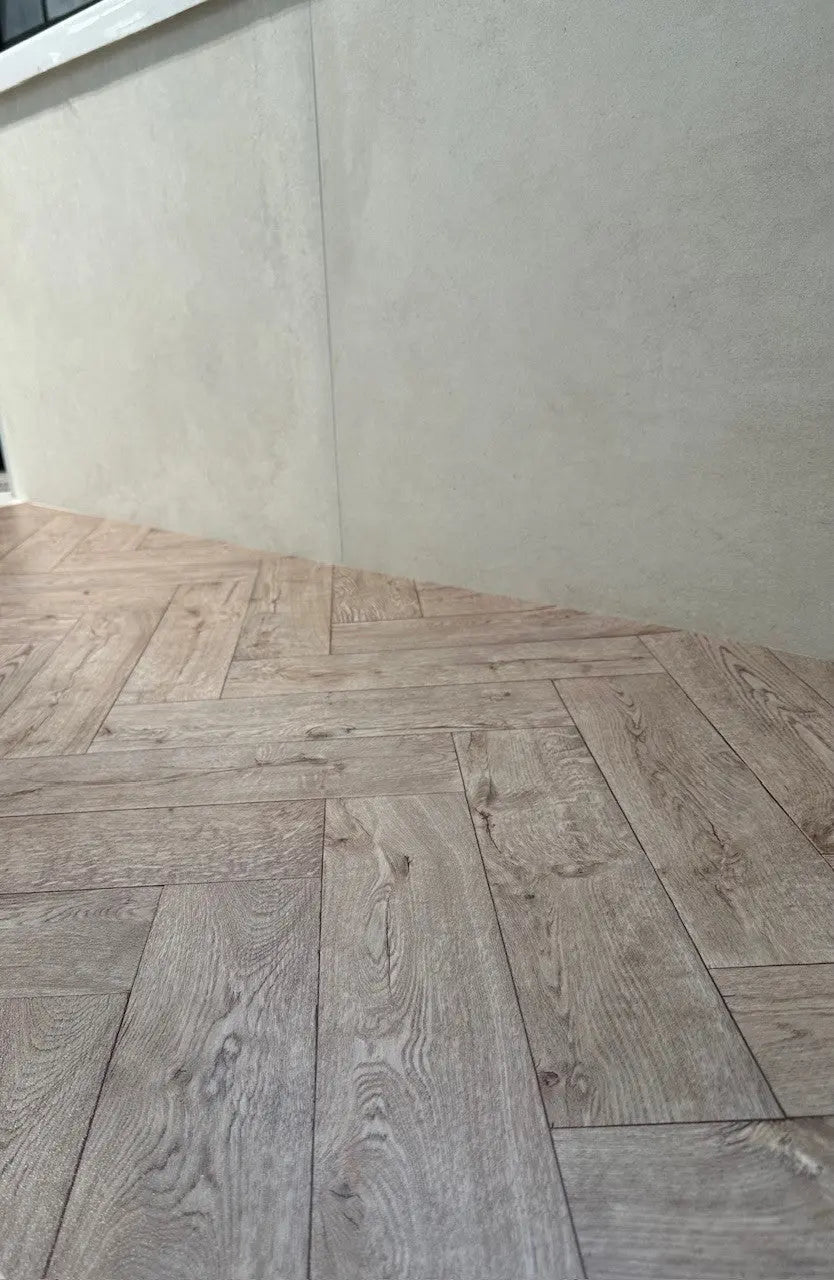 Tekercses halszálka mintás vinyl padló 4312-280 400 cm-es / beige-barna