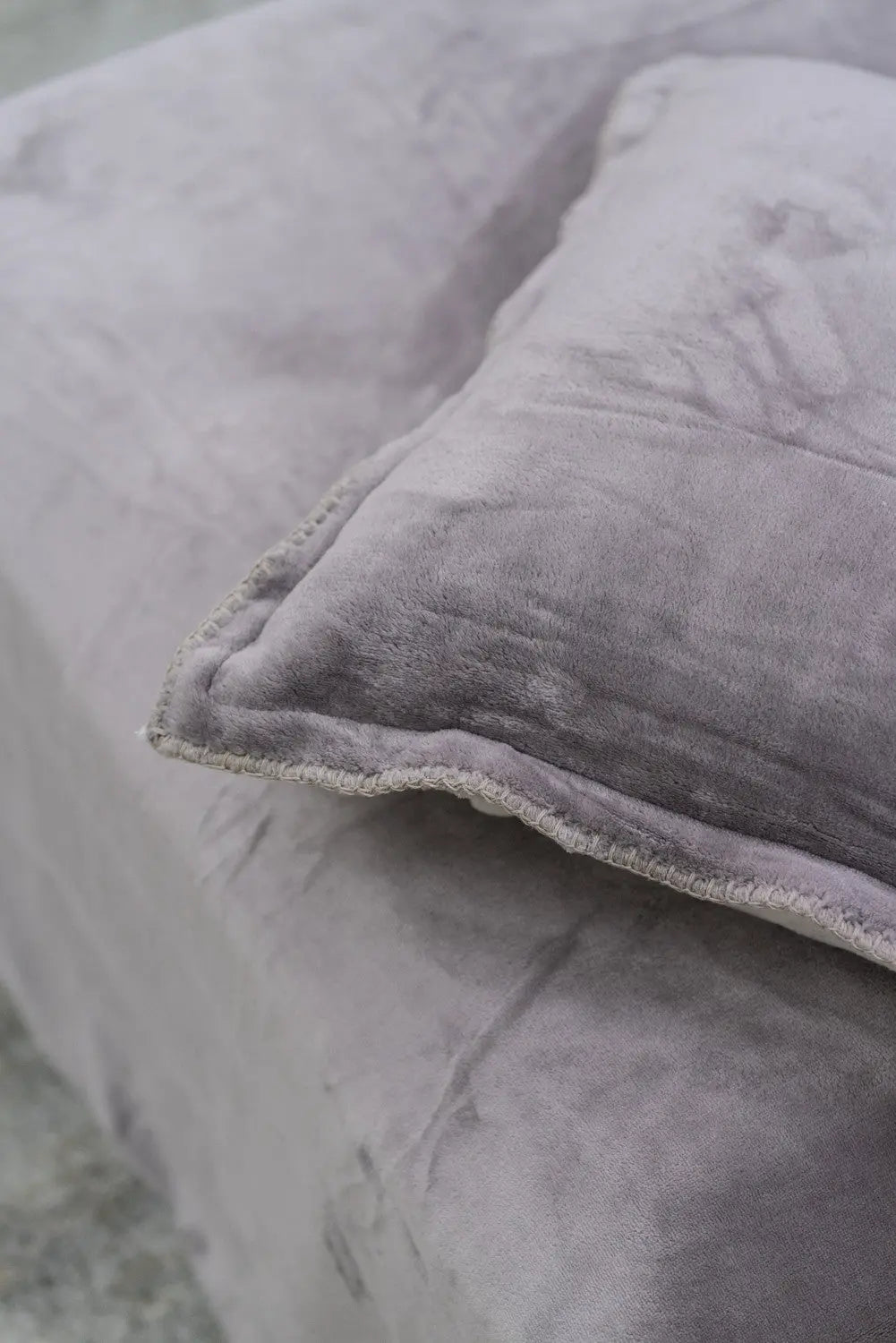Velvet melanze ágyterítő szett párnával 160x220+45x45 / rózsaszín-lila