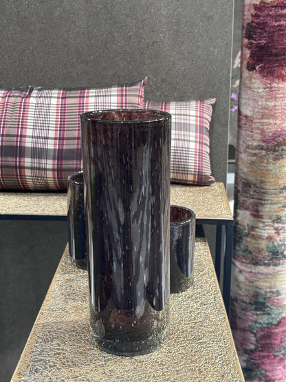 kezzel_keszitett_uveg_vaza_pipe_cylinder  forma brunette barna