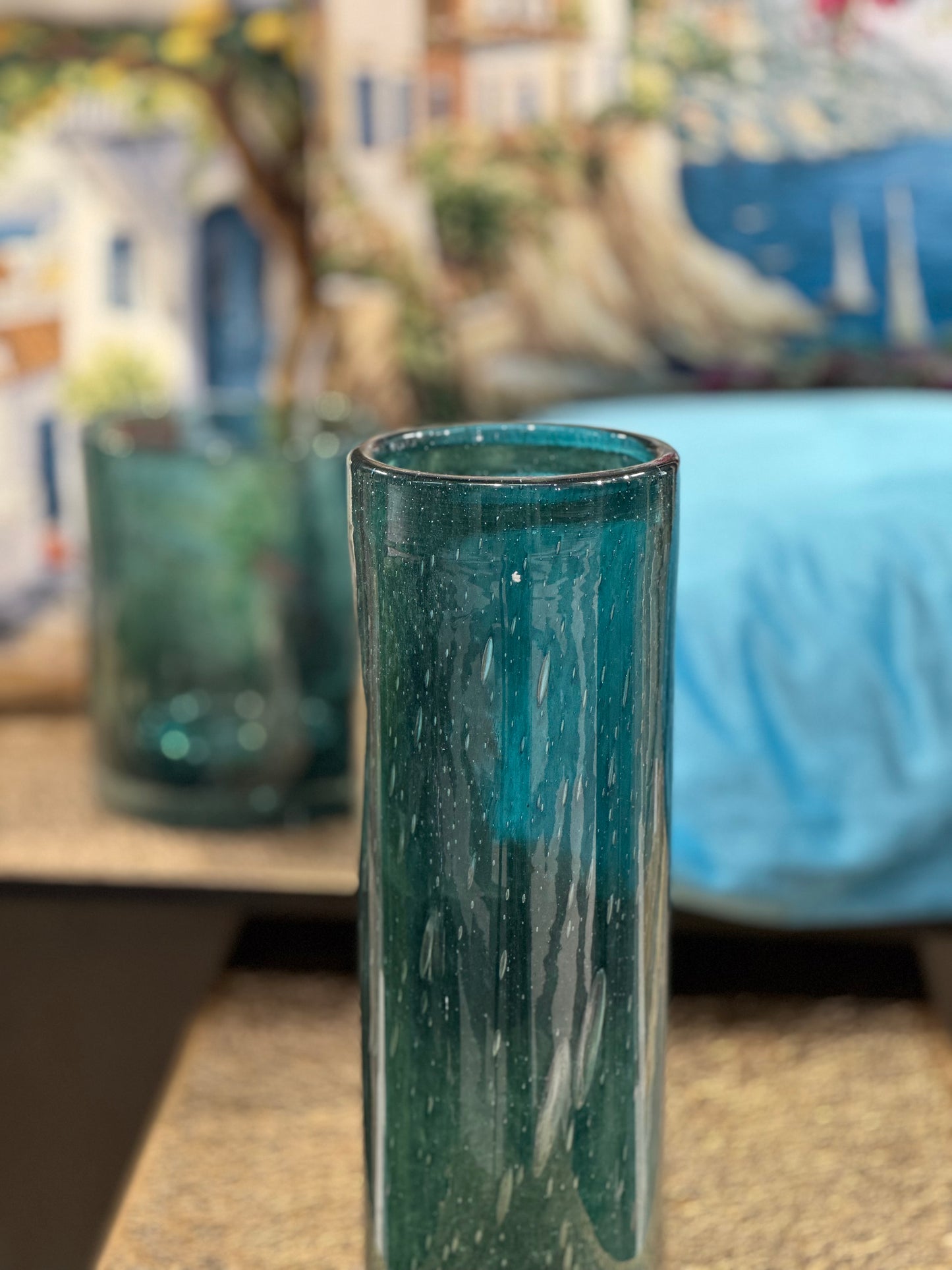 kezzel_keszitett_uveg_vaza_cylinder es pipe_forma_jasper turkiz