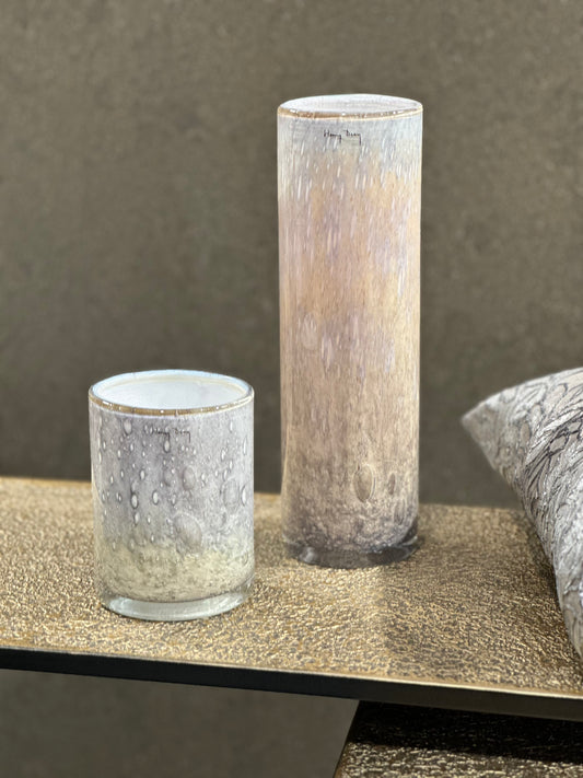 kezzel_keszitett_uveg_vaza_cylinder_s_pipe_forma_nebelung_szin