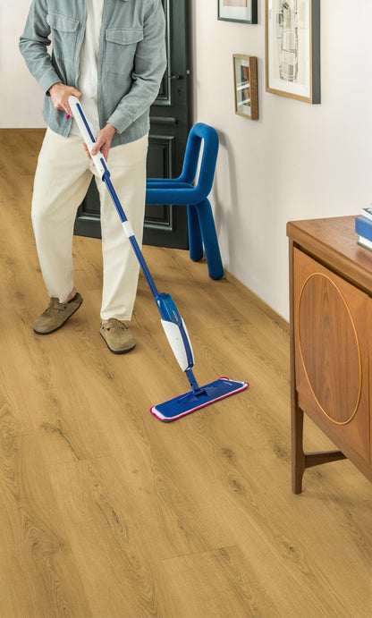 CLASSIC- Klasszikus világos tölgy laminált padló  CLM5787