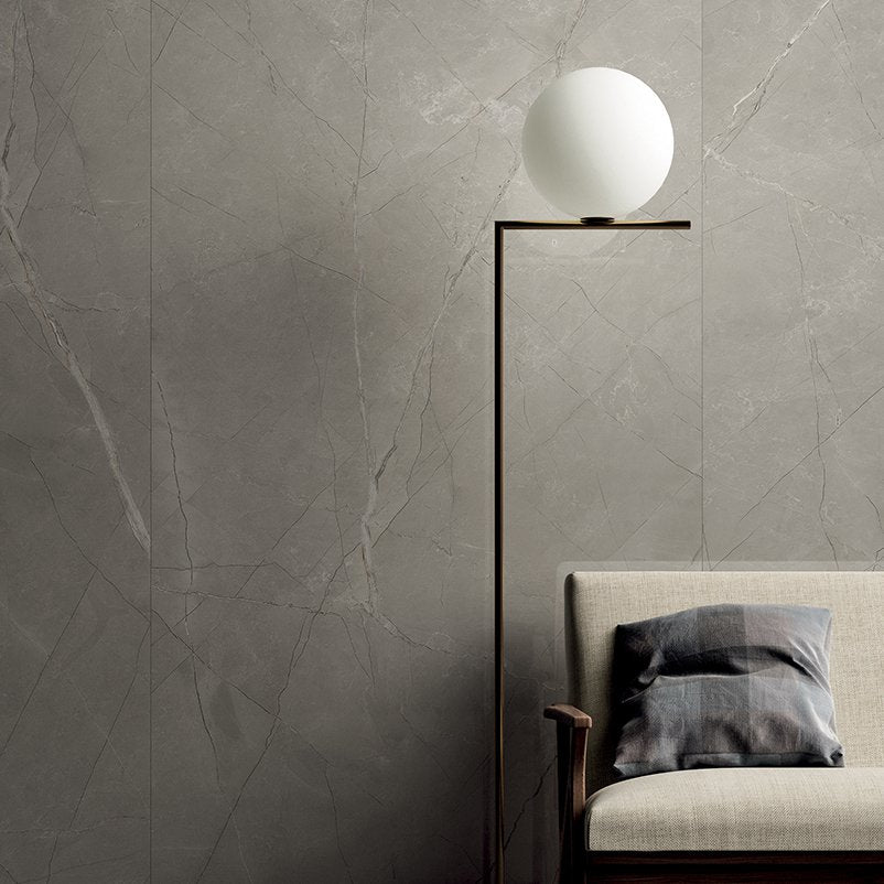 HBO5 SHINE Amani 120x260- Ez a nagy csempe a bézses-szürke és bronzos árnyalataival a modern design és a kifinomult elegancia harmóniáját kínálja.