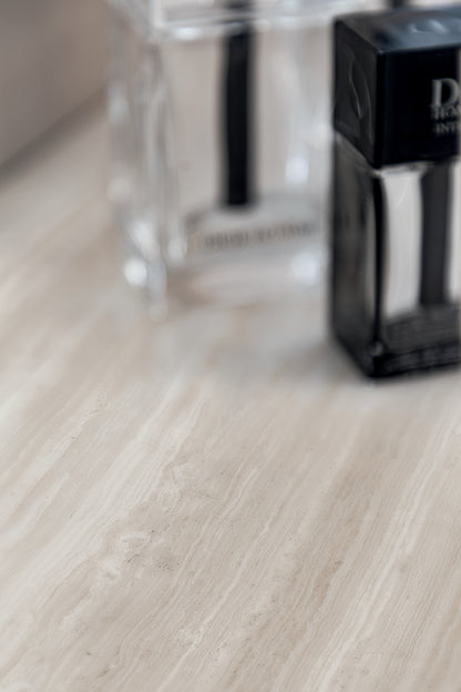 Stonewood 6mm; 120x280-  visszafogott eleganciájával és természetes hangulatával stílusos és harmonikus alapot ad otthona bármely terének.